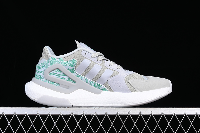 Adidas Day Jogger Boost White/Grey/Green 15