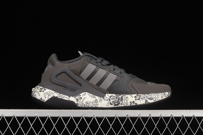 Day Jogger 2020 Boost Shoes Core Black/Grey/Grey 5