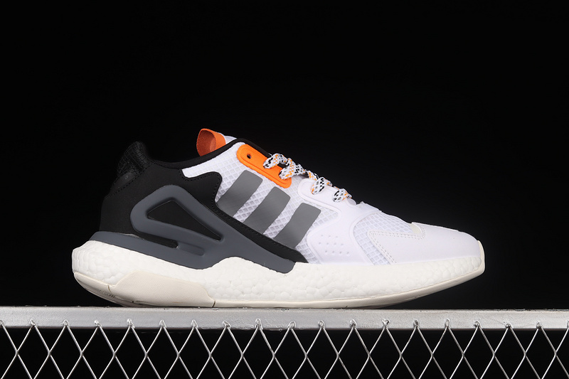 Day Jogger 2020 Boost Shoes Cloud White/Light Grey/Orange 7