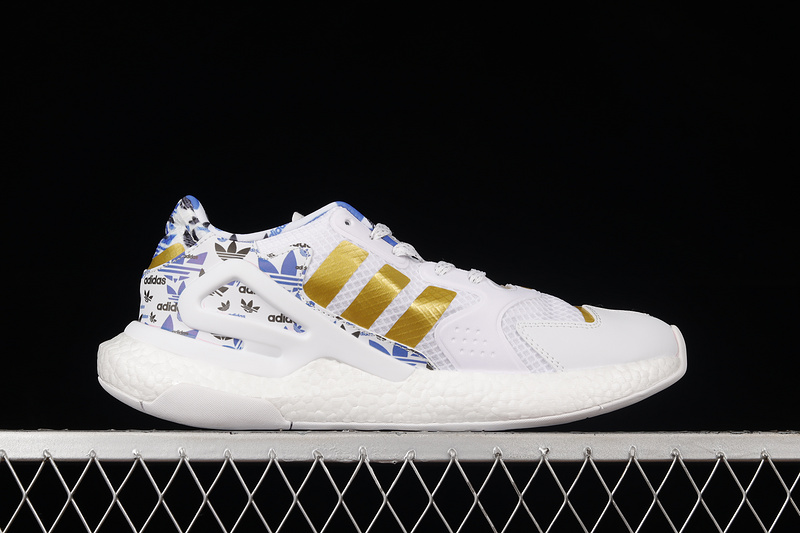 Day Jogger 2020 Boost Shoes Cloud White/Gold/Blue 15