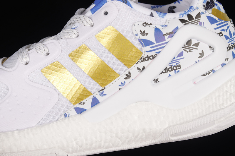 Day Jogger 2020 Boost Shoes Cloud White/Gold/Blue 19