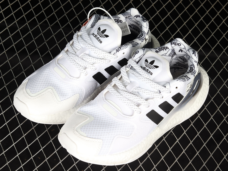 Day Jogger 2020 Boost Cloud White/Core Black/Cloud White 9