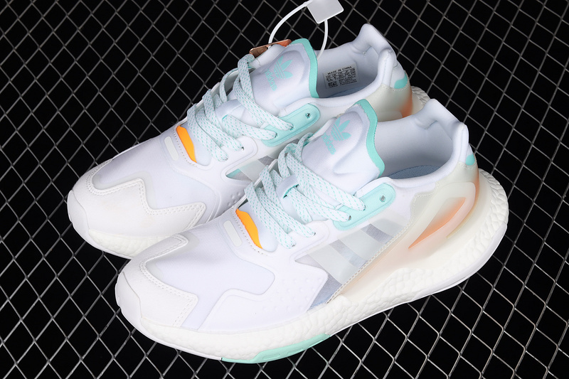 Day Jogger 2020 Boost Shoes Cloud White/Clear Mint/Orange 5