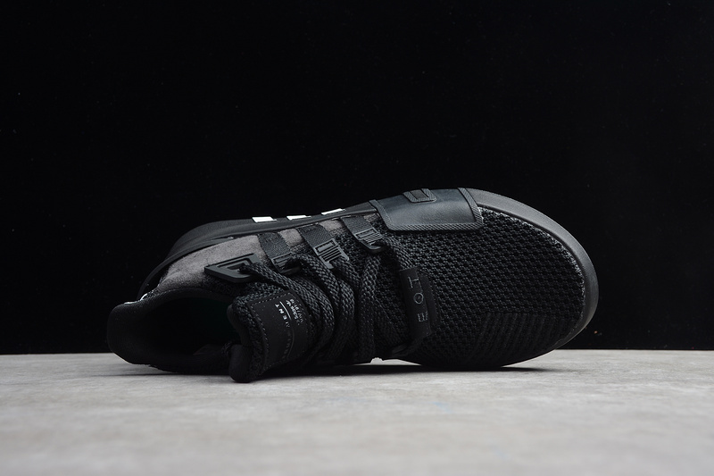 Eqt Basket Adv Core Black/White 11