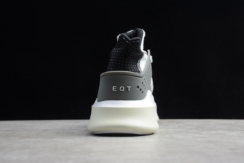 Eqt Basket Adv Ftwr White/Grey Two/Easy Orange 3