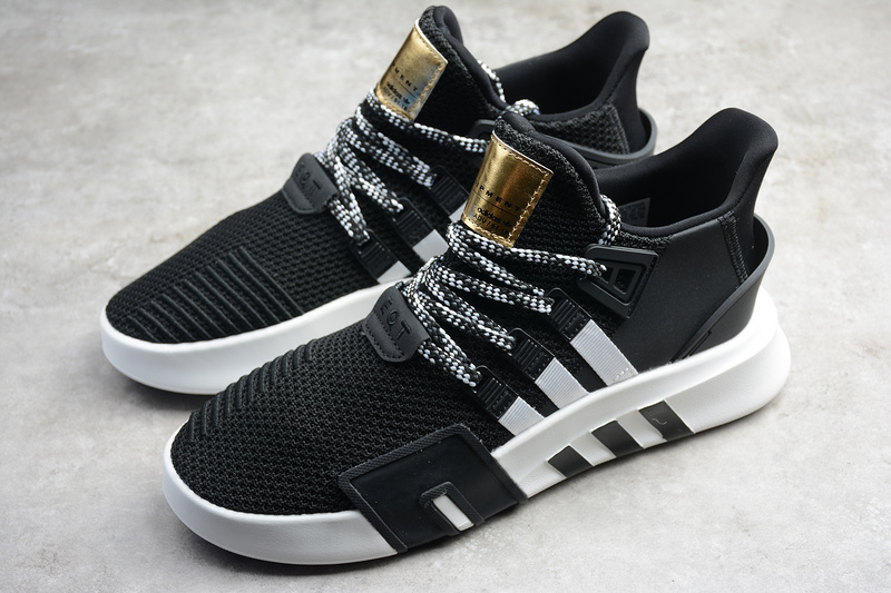 Eqt Bask Adv Shos Core Black/Cloud White 31