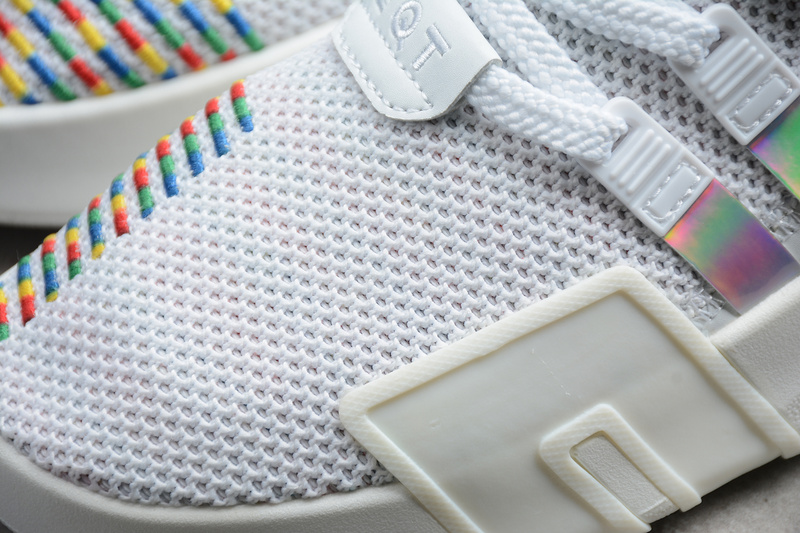 Eqt Bask Adv Cloud White/Aurora/Rainbow 3