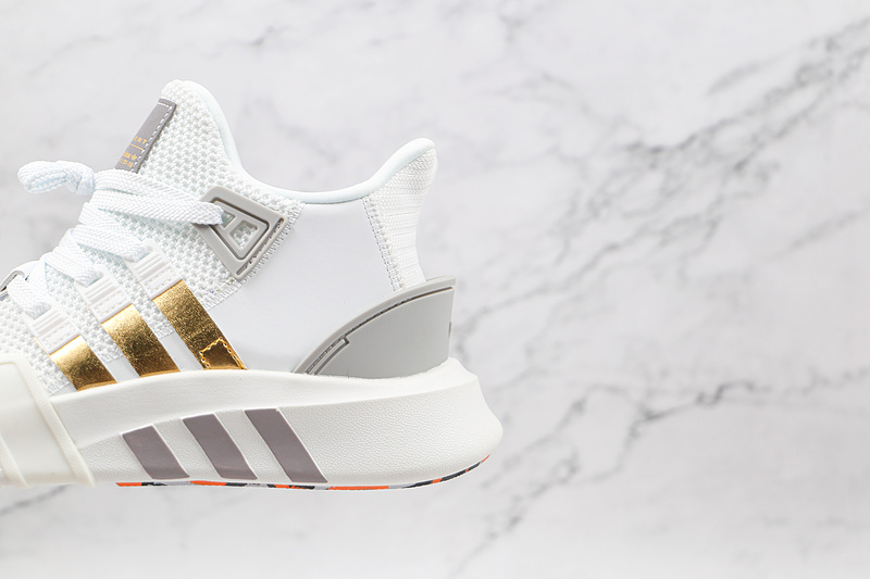 Eqt Bask Adv Shoes Cloud White/Grey-Metallic Gold 5