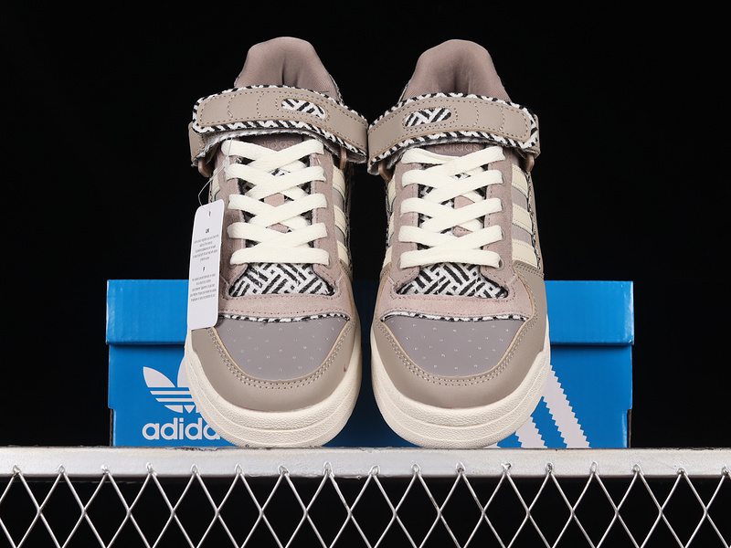 Forum Low Criss-Cross Pattern Vapor Grey/Off White/Taupe Oxide 29