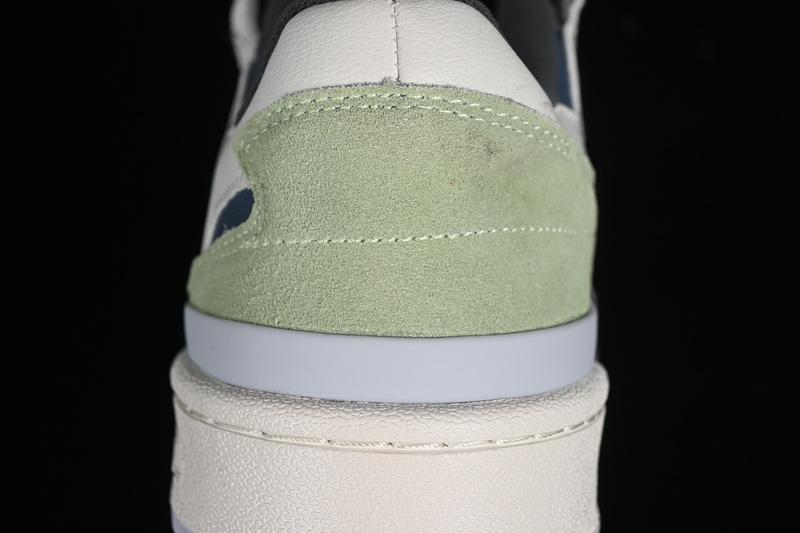 Forum 84 Low Ambient Sky/Beige Tone/Gum/Grey/Green 25