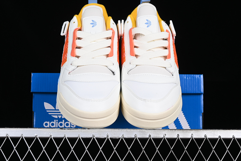 Forum Mod Low White/Yellow/Orange/Blue 27