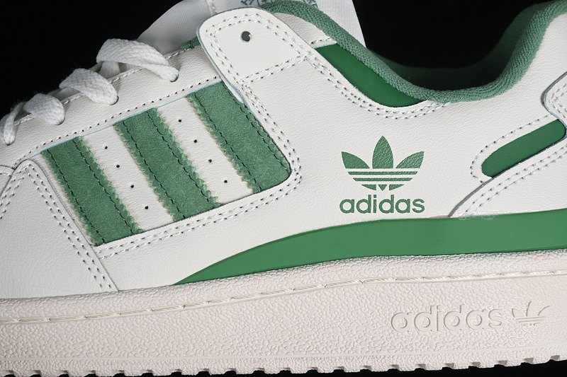 Forum 84 Low White/Green 21