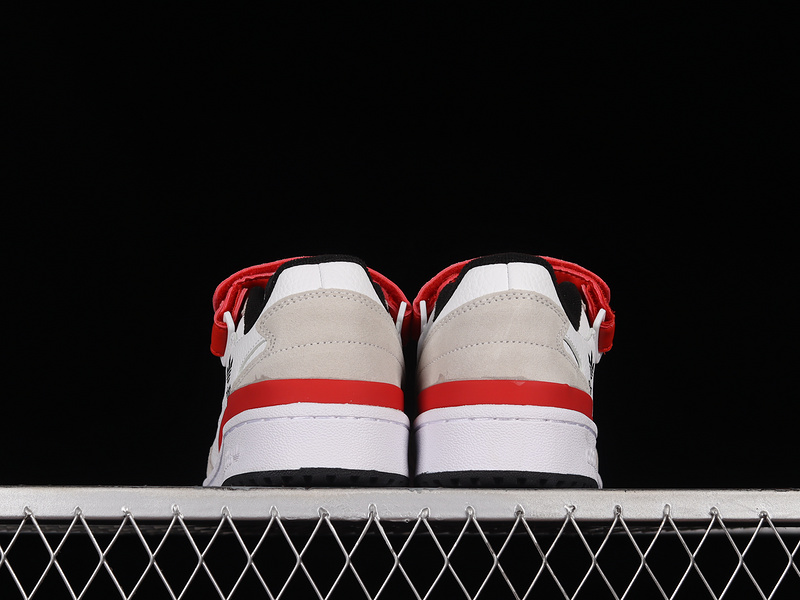 Forum 84 Low Shoes White/Grey/Red/Black 15