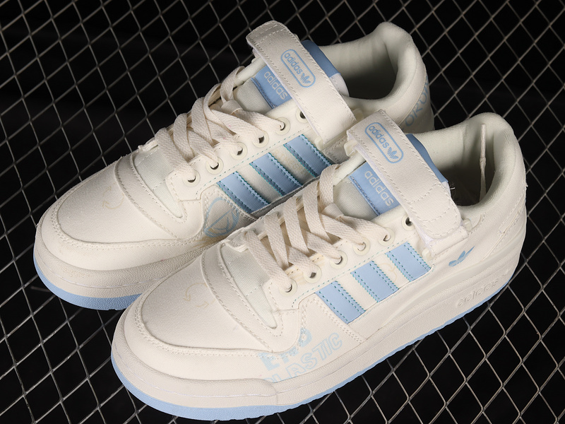 Forum 84 Low Shoes Cloud White/Cloud White/Sky Blue 5