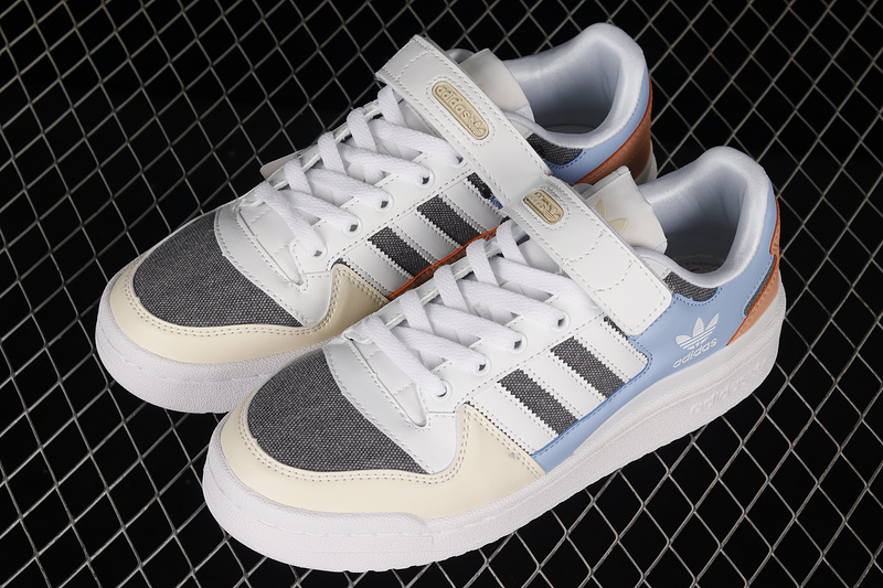 Forum 84 Low Shoes Cloud White/Light Blue/Grey 7