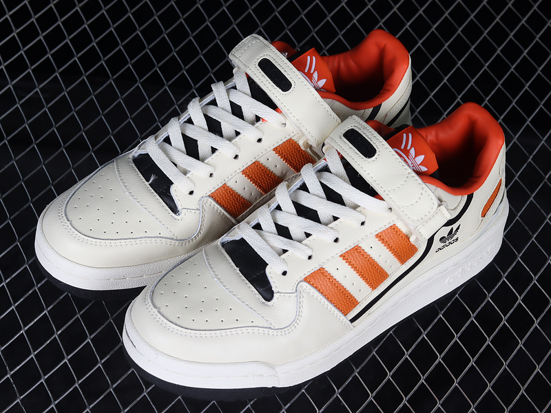 Forum 84 Low Shoes Cloud White/Orange/Black 13