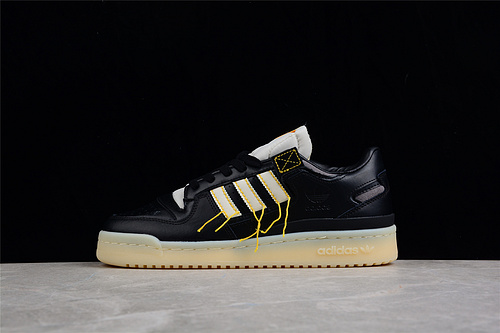 Forum 84 Low Premium Black/Black/Easy Yellow 19