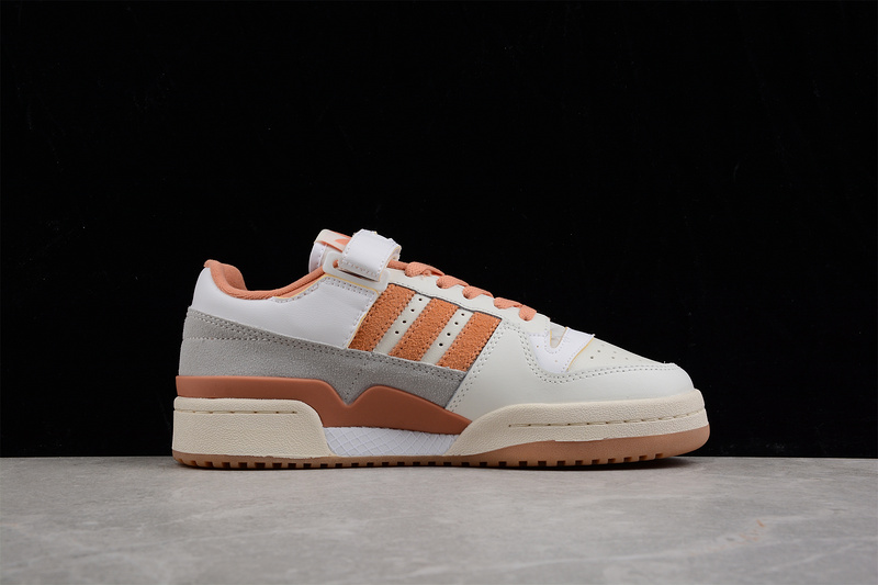 Forum 84 Low Cloud White/Orange/Cream White 23