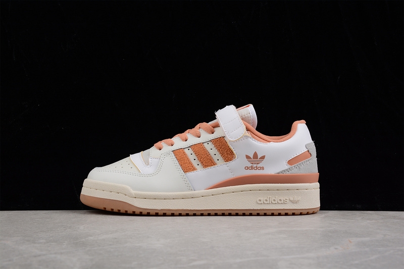 Forum 84 Low Cloud White/Orange/Cream White 35