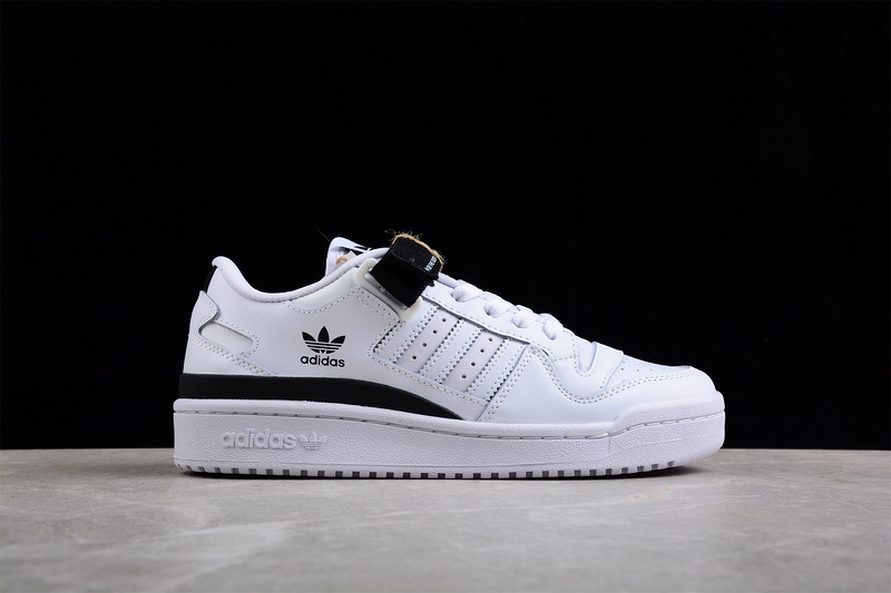 Forum 84 Low Shoes Footwear White/Footwear White/Core Black 9