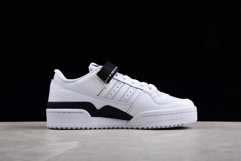 Forum 84 Low Shoes Footwear White/Footwear White/Core Black 17