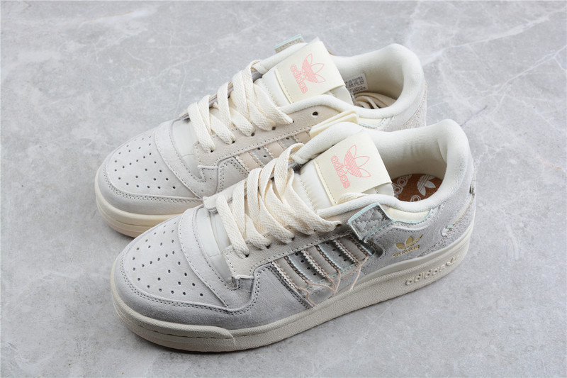 Forum 84 Low Off White/Wonder White/Halo Blush 19