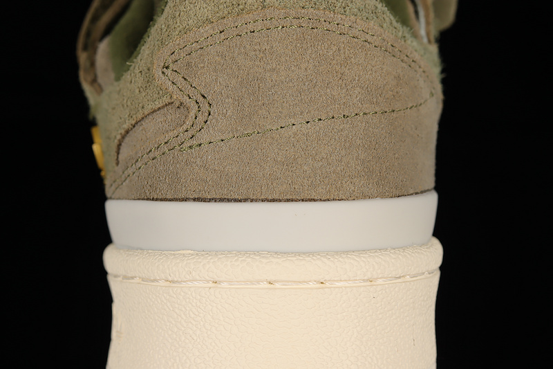 Forum 84 Low Olive/Olive/Cream White 7