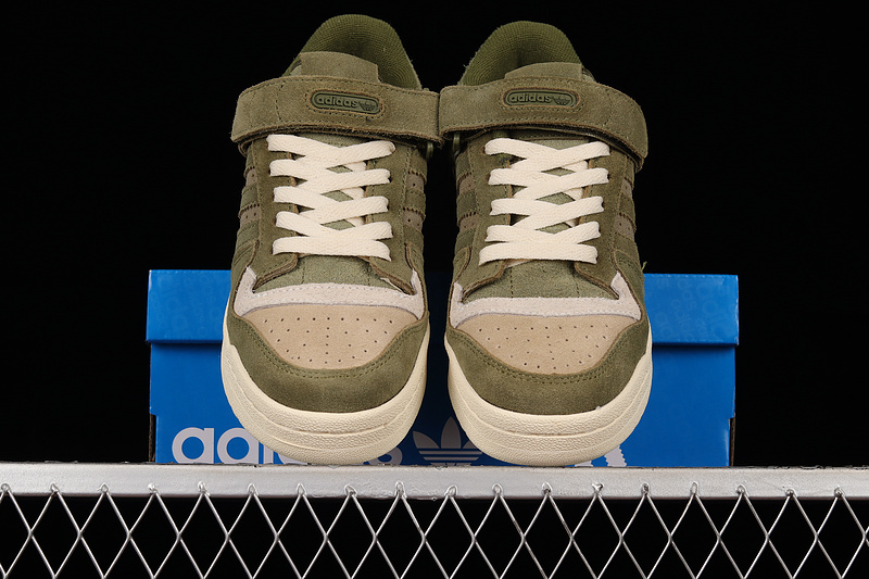 Forum 84 Low Olive/Olive/Cream White 19