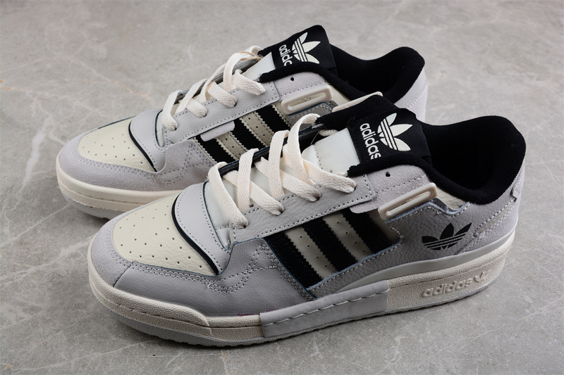 Originals Forum Exhibit Low Grey/Black 21