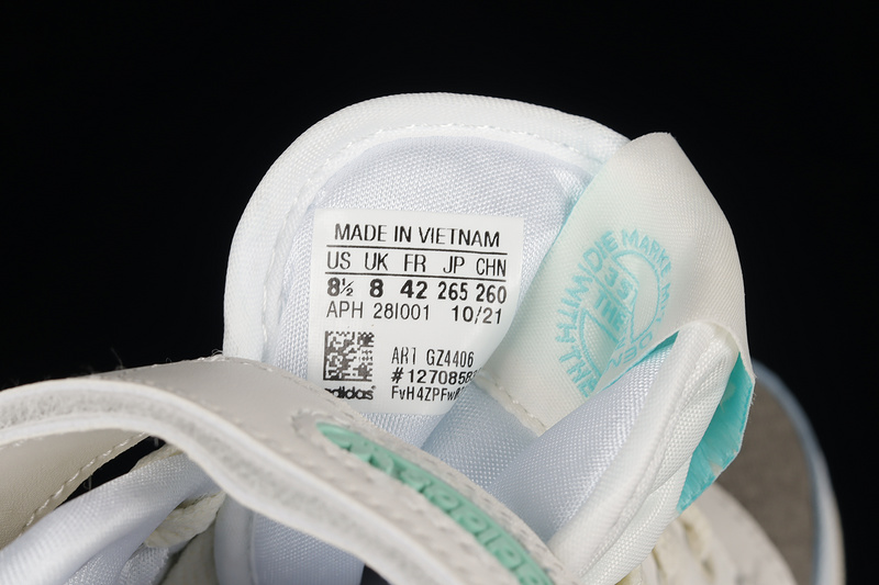 Forum 84 Low Shoes Off White/Wonder White/Easy Green 7