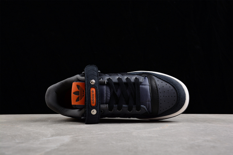 Forum 84 Low Shoes Core Black/Cloud White/Orange 7