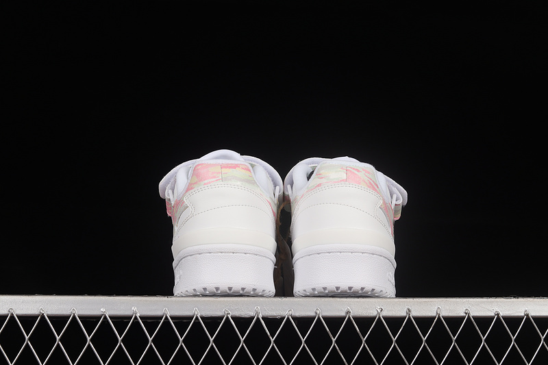 Forum 84 Low White/White/Pink 31