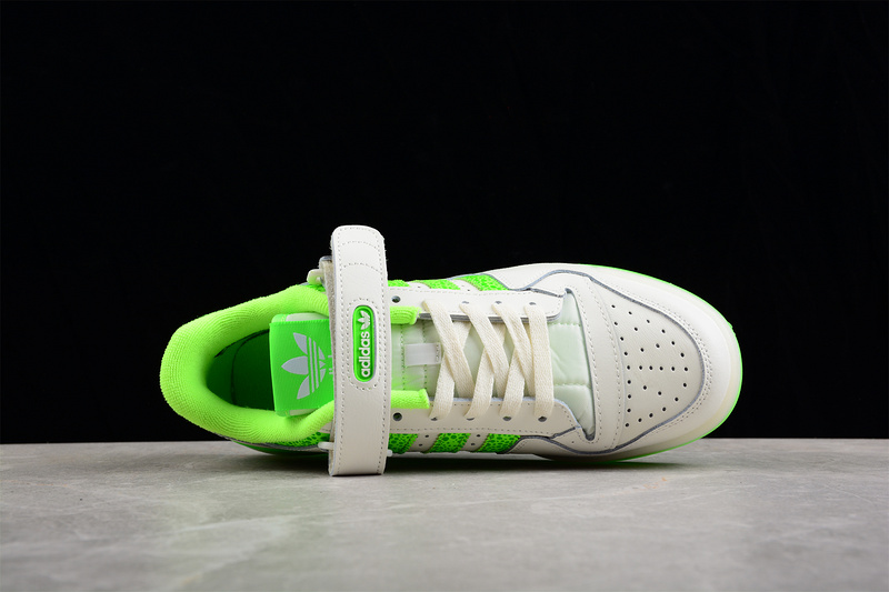 Forum 84 Low Shoes Cloud White/Cloud White/Fluorescent Green 27