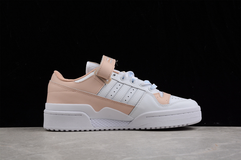 Forum 84 Low Cloud White/Pink/Cloud White 17