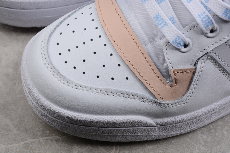 Forum 84 Low Cloud White/Pink/Cloud White 31