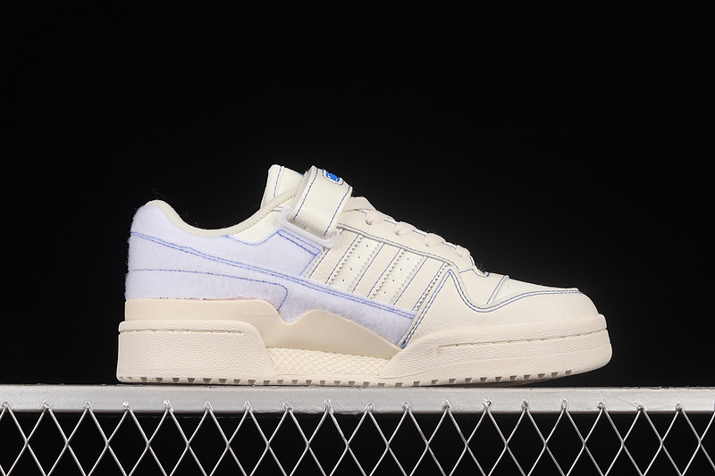 Forum 84 Low Cloud White/Off White/Blue 19