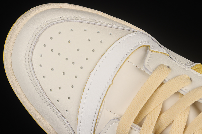 Forum 84 Low White/White/Yellow 21