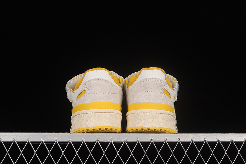 Forum 84 Low White/White/Yellow 25