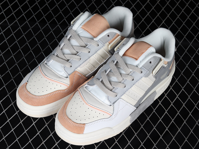 Forum 84 Low Cloud White/Light Grey/Light Orange 3