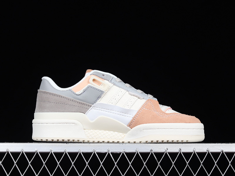 Forum 84 Low Cloud White/Light Grey/Light Orange 21