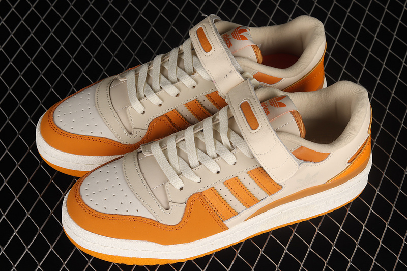 Forum 84 Low Shoes Cloud White/Cloud White/Orange 15