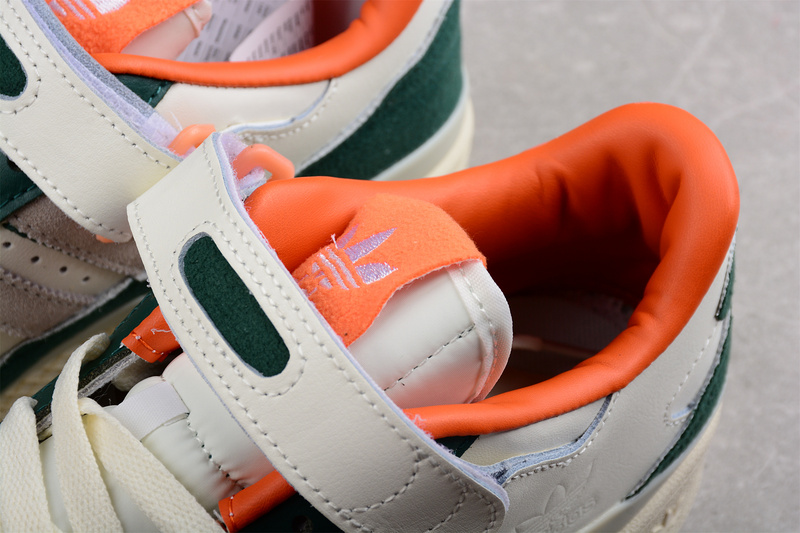 Forum 84 Low Fleece White/Green-Orange 5