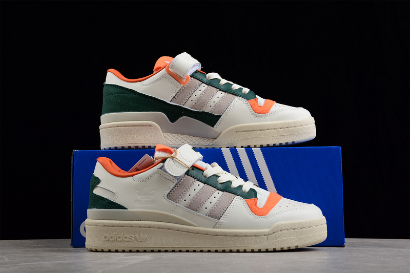 Forum 84 Low Fleece White/Green-Orange 7