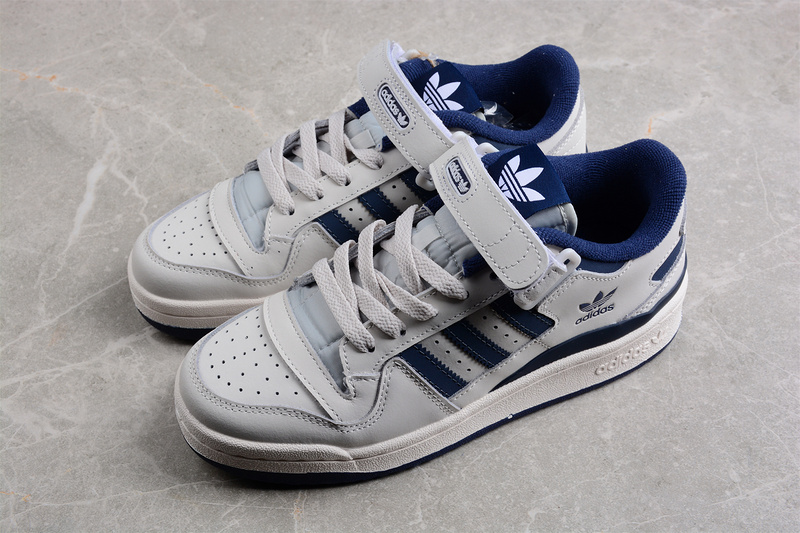 Forum 84 Low Shoes Light Gray/Dark Blue/White 31