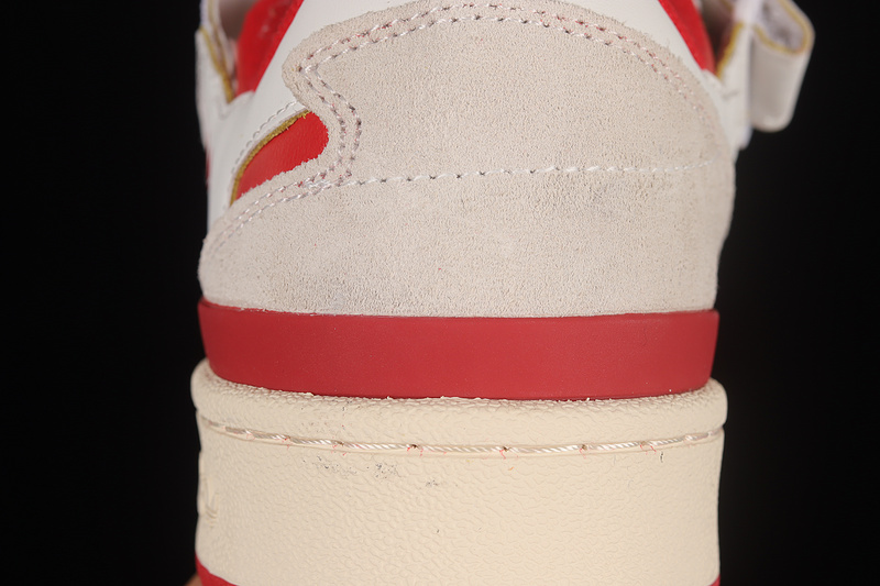 Forum 84 Low Cloud White/Team Power Red/Cream White 23