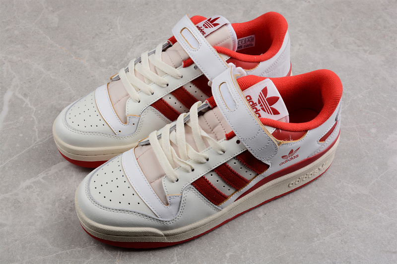 Forum 84 Low White/Red/White 3