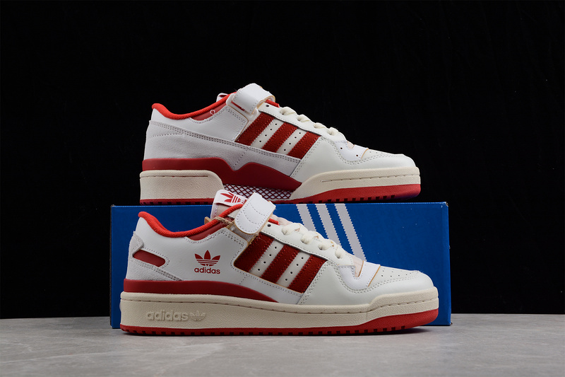 Forum 84 Low White/Red/White 29