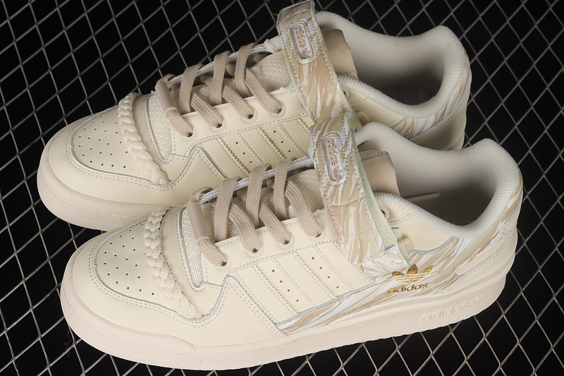 Forum 84 Low Beige/Beige/Beige 15