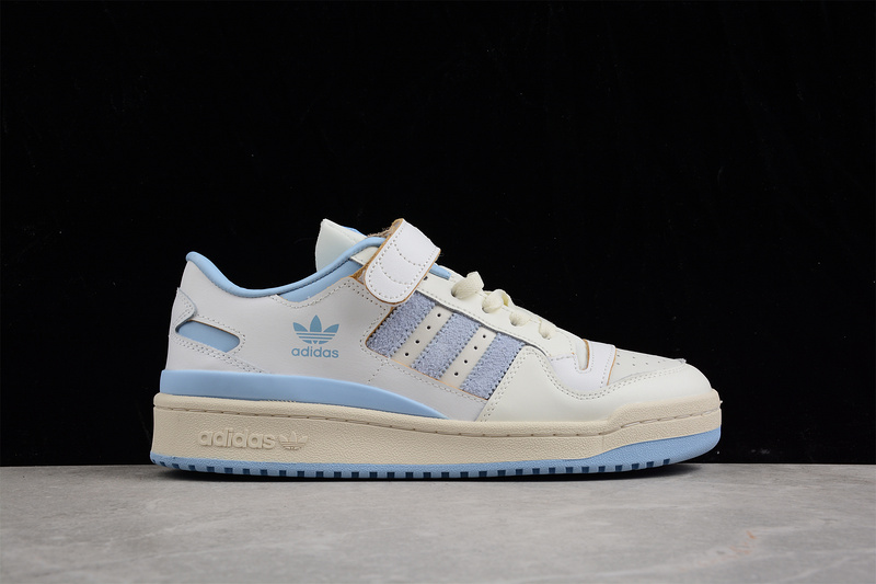 Forum 84 Low Carolina Blue/White/Carolina Blue 19