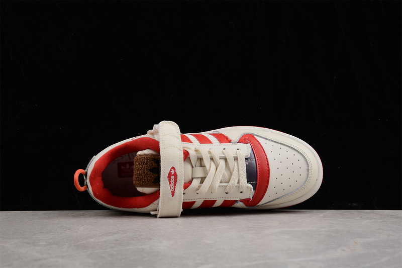 Home Alone X Forum 84 Low White/Red/White 9